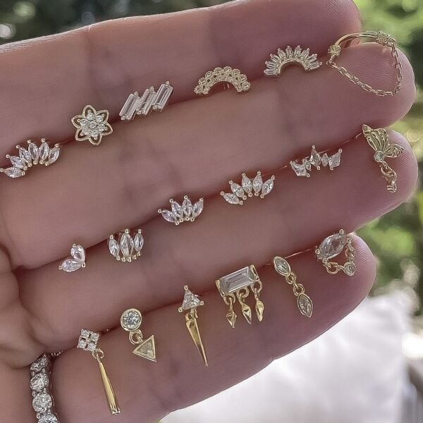 April Piercing 11 Gold