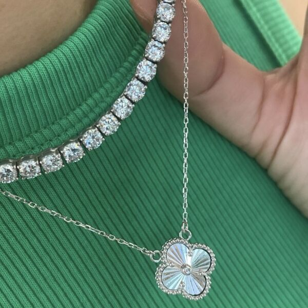 Retro Clover Kolye