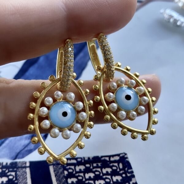 Big Eye Pearl Küpe