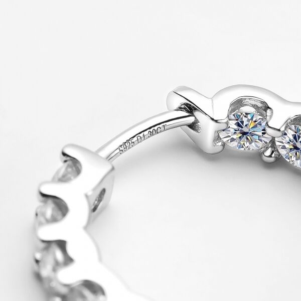2.6 Ct Mozanit Halka Küpe  / GRA Sertifika