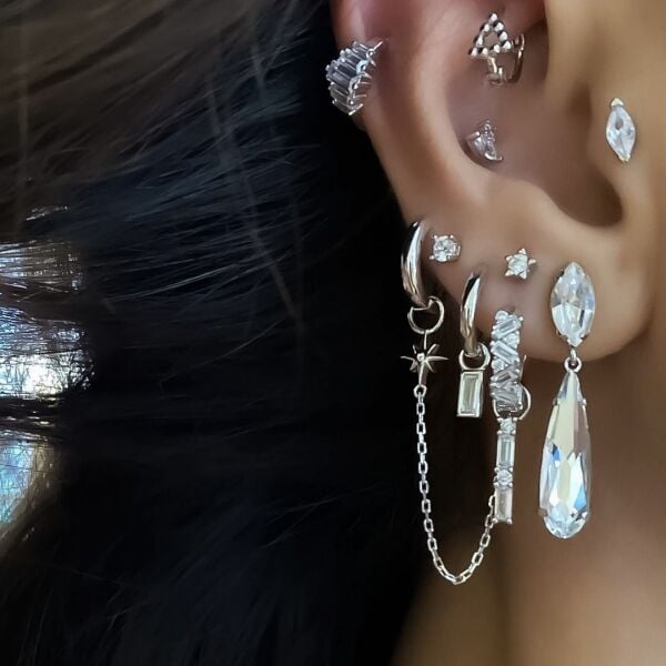 Markiz Tektaş  Piercing