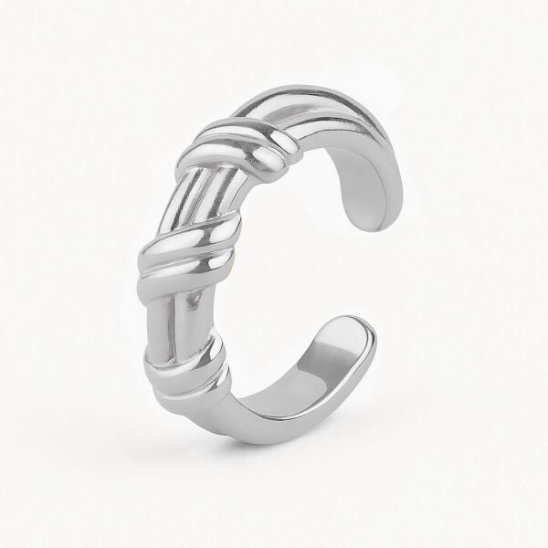 Emily Ear Cuff